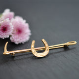 Whip & Horse Shoe Stock Pin